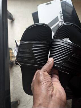 adidas Black Men's Slide Sandals - Cushioned Pool & Casual Slides